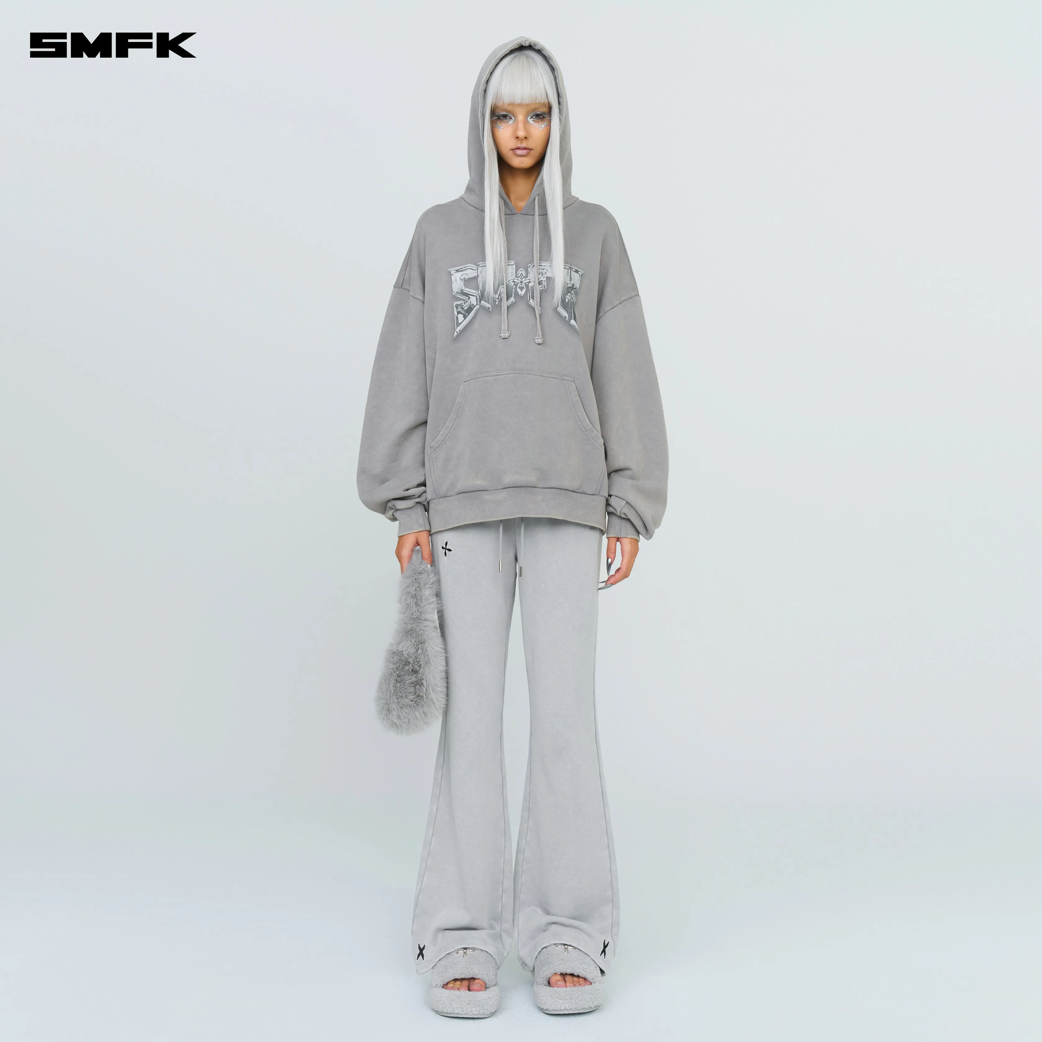 FUTURE Classic Flared Sweatpants In Gray