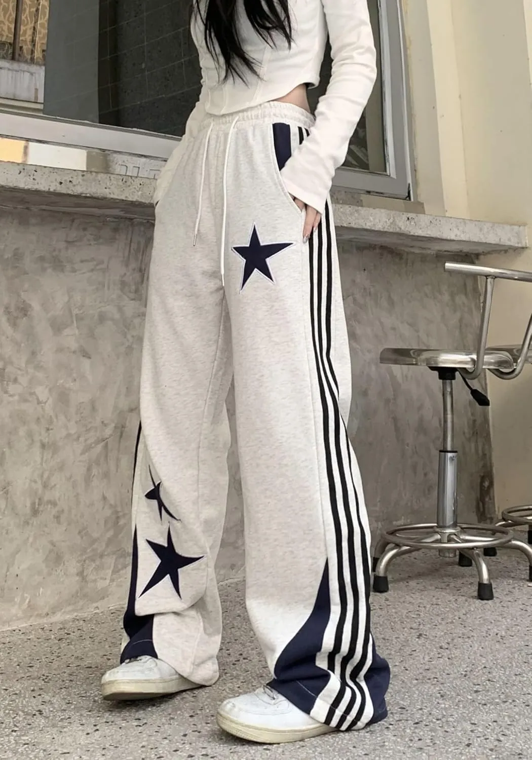 Womens Y2k Striped Sweatpants Star Patchwork Straight Leg Drawstring Baggy Sweatpants with Pockets