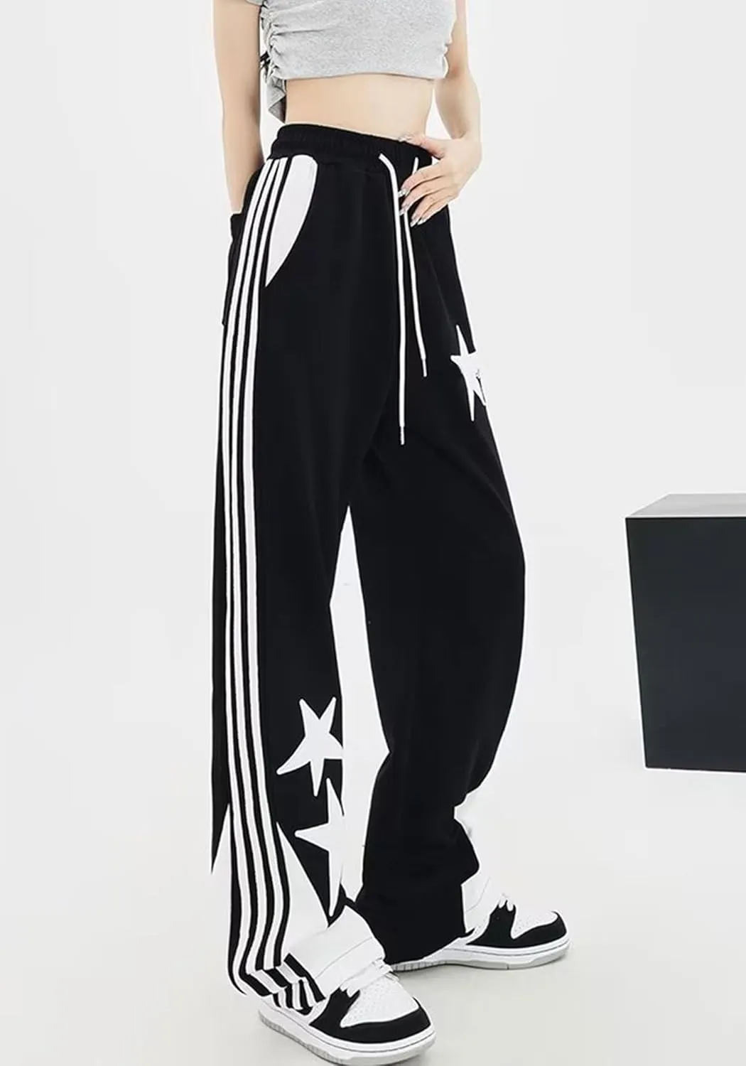 Womens Y2k Striped Sweatpants Star Patchwork Straight Leg Drawstring Baggy Sweatpants with Pockets